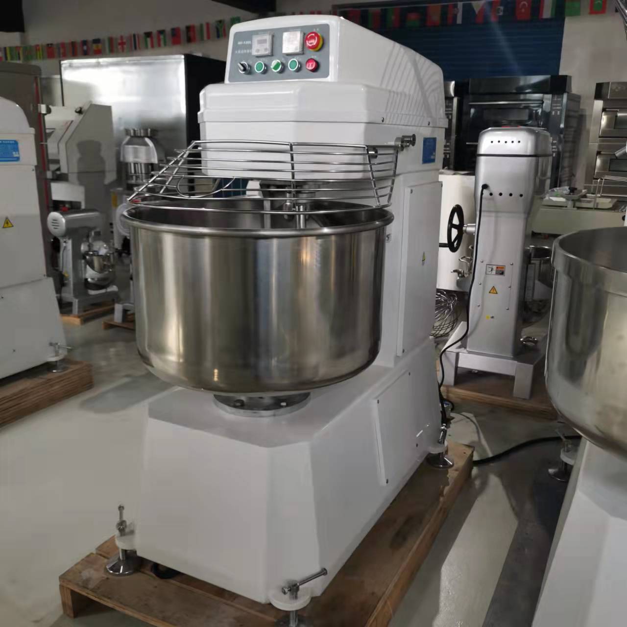 Commercial Dough Mixer 100kg P - Commercial Kitchen Mixers Dough Mixer 评论和价格