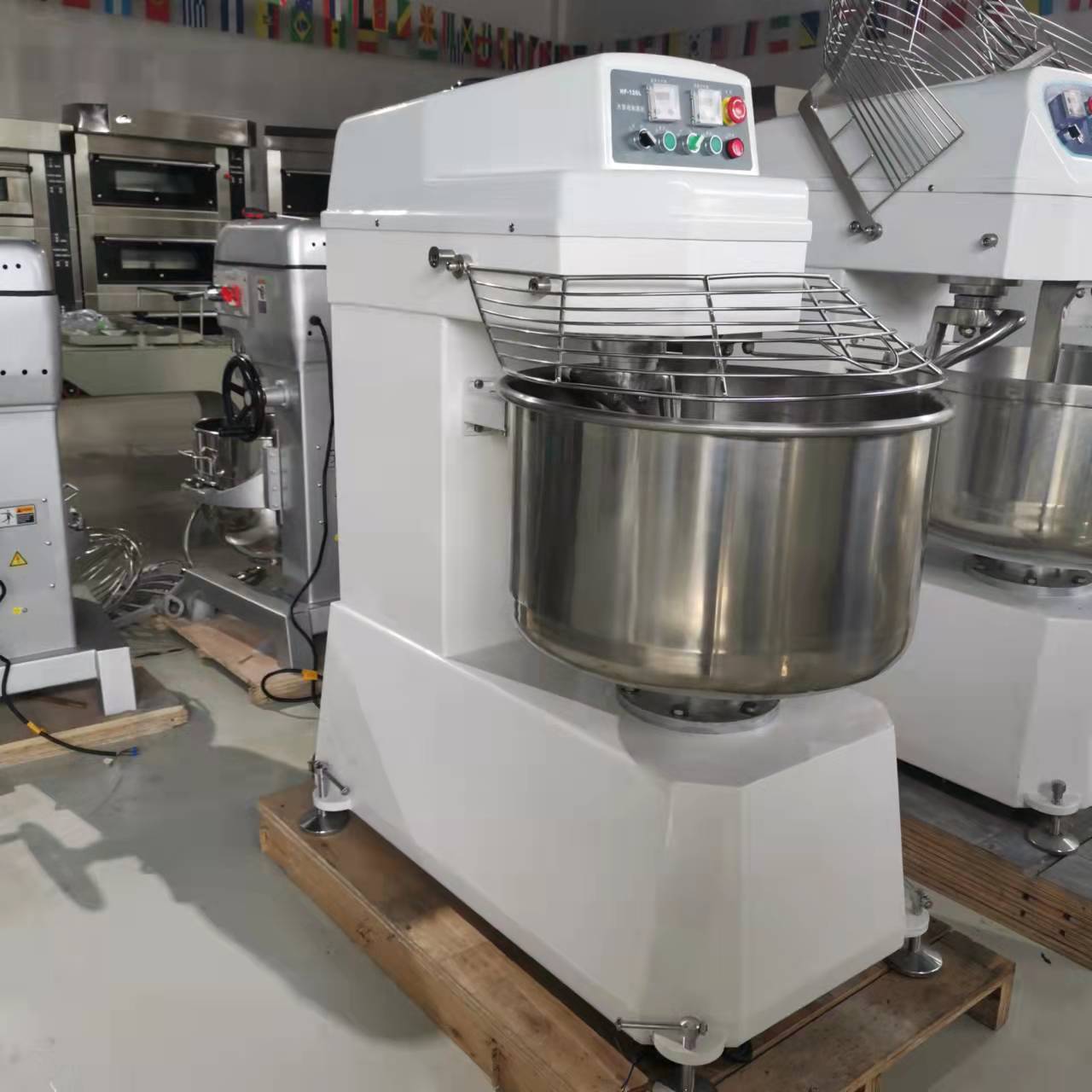 Commercial Dough Mixer 100kg P - Commercial Kitchen Mixers Dough Mixer 评论和价格